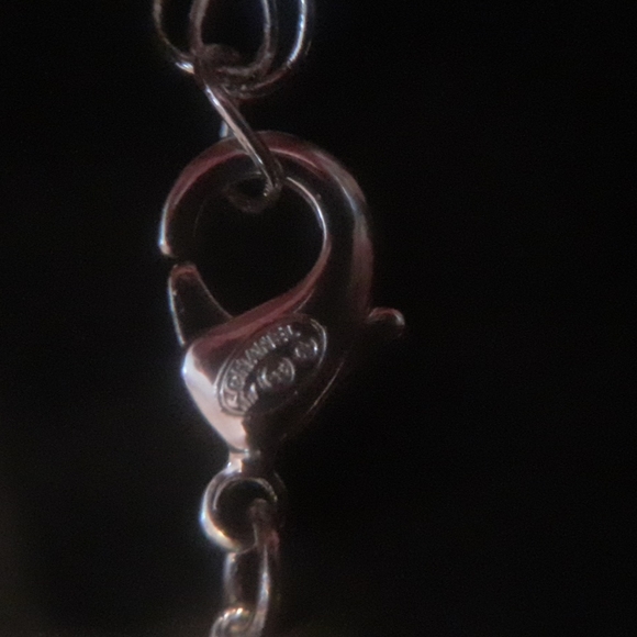 Chanel pearl and pave crystal logo necklace 2018 w/ box and velour pouch - Picture 9 of 9